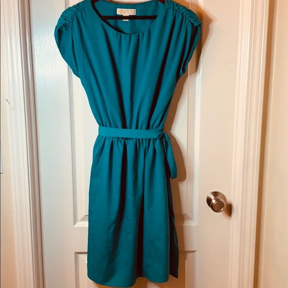 MICHAEL Michael Kors Dresses & Skirts - Michael Kors | Dress Tie Waist Ruched Shoulders